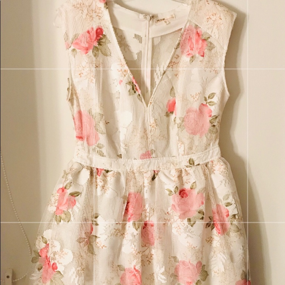 NWOT  🤍 DRESS